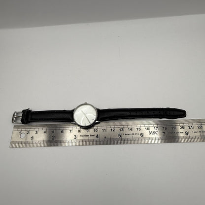 Lowrys Arm Ladies Quartz Watch White Dial Black Strap Japan Working 28mm
