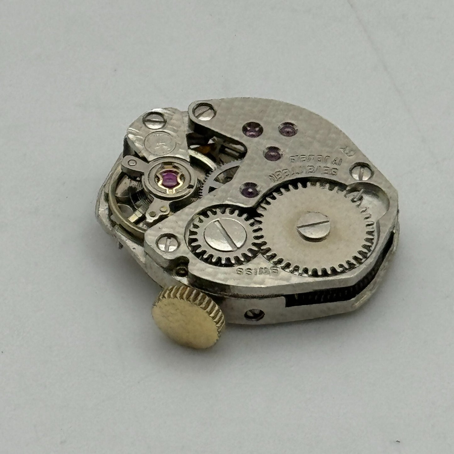 15mm Ladies Avia FHF 69N Manual Wind Watch Movement Swiss Vintage PARTS SPARES