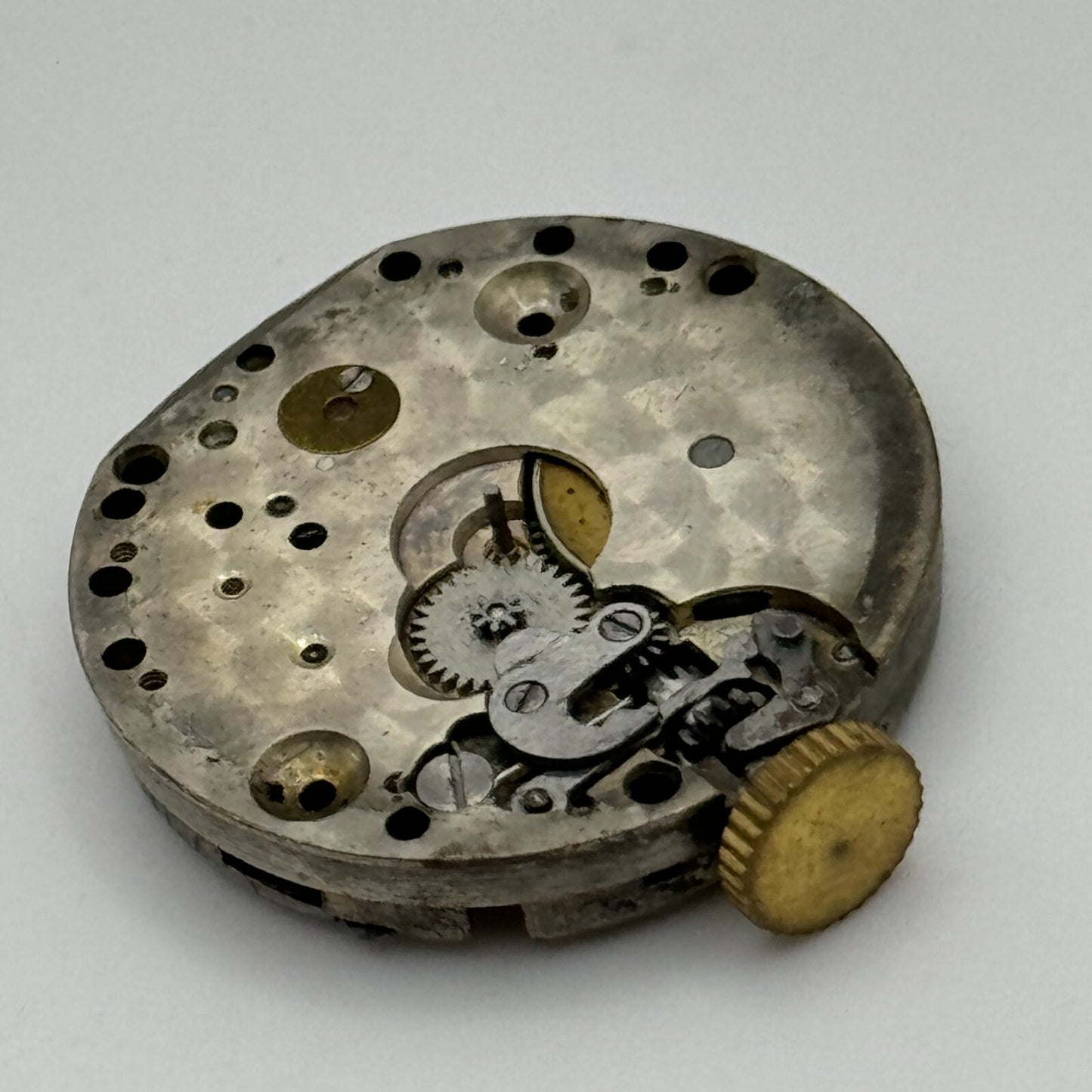 23.6mm Unidentified 15 Jewels Manual Wind Watch Movement Swiss Vintage PARTS