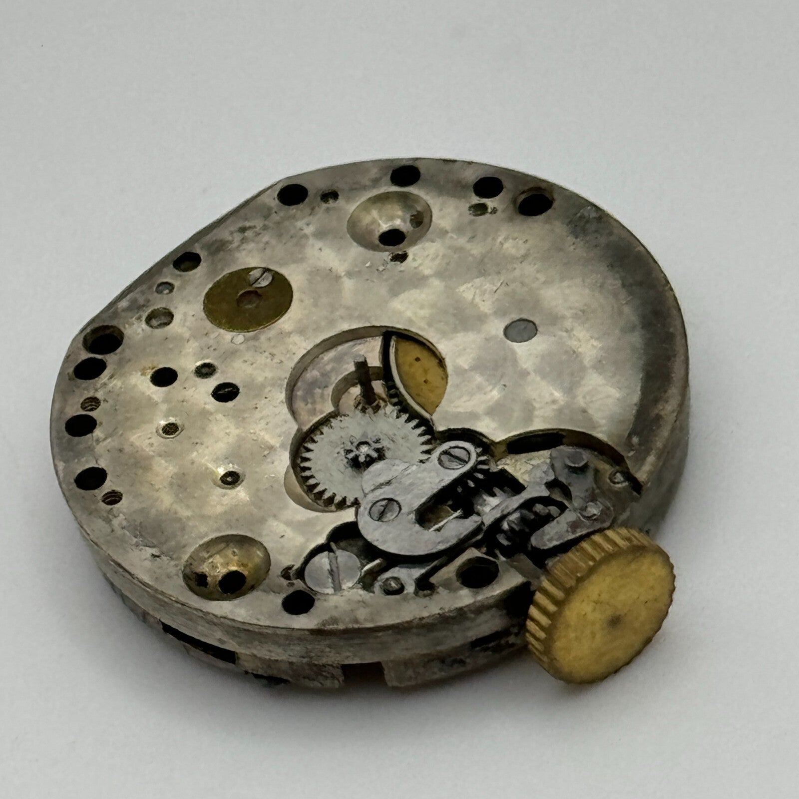 23.6mm Unidentified 15 Jewels Manual Wind Watch Movement Swiss Vintage PARTS