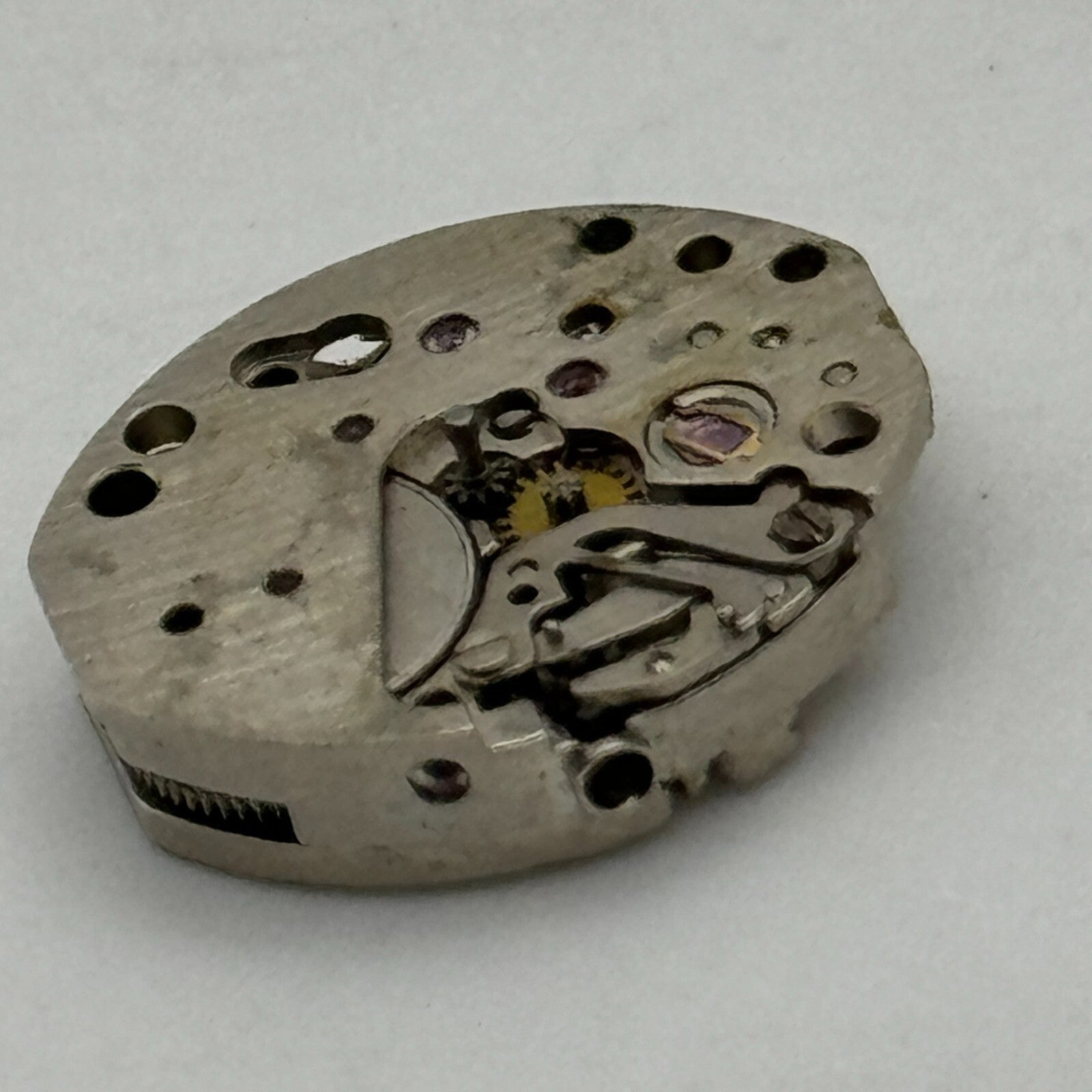 Glashutte GUB 09-20 Watch Movement Ladies Manual Wind Vintage Swiss Parts 12.9mm