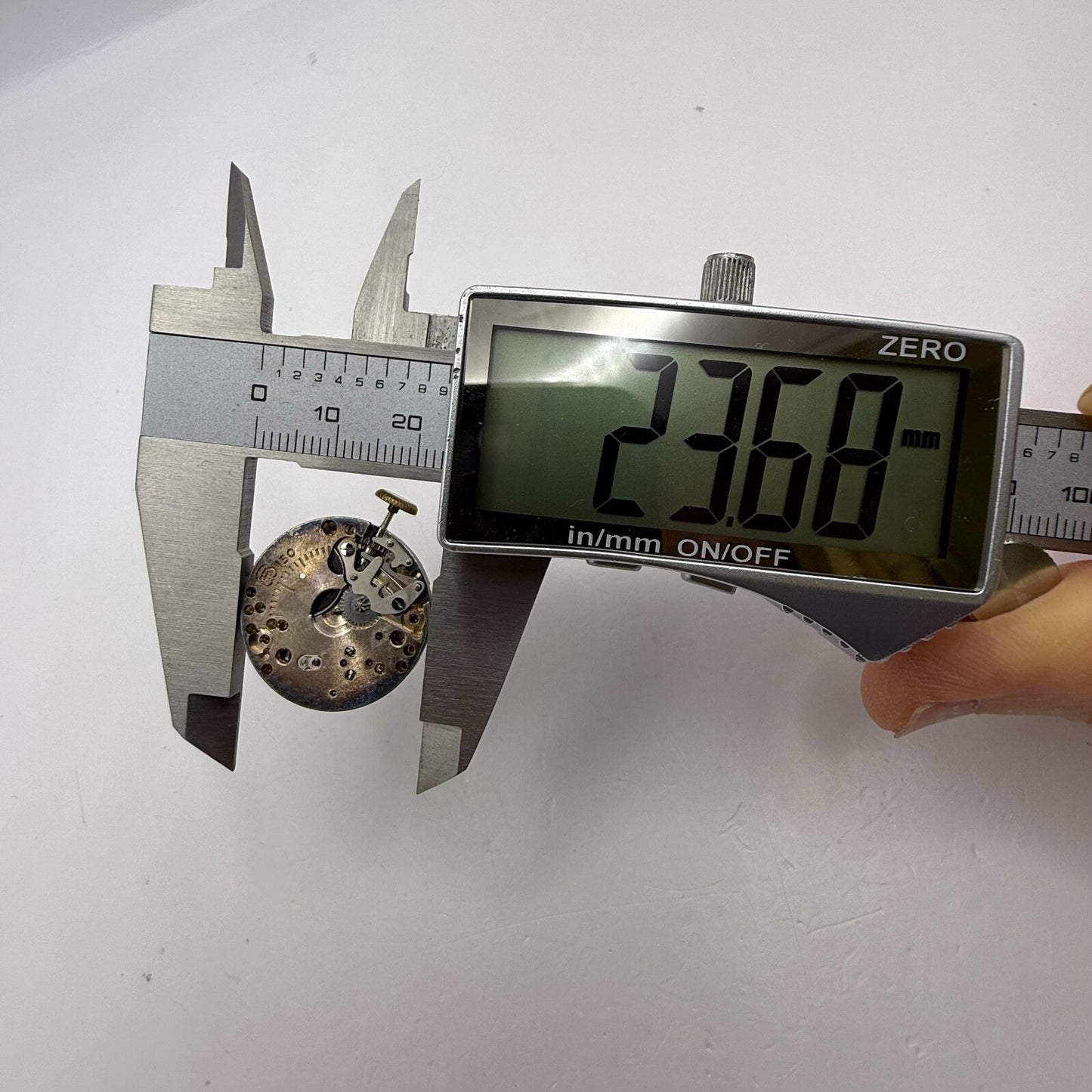 23.6mm Vintage FHF 150 15 Jewels Balance Ok Watch Movement PARTS REPAIR