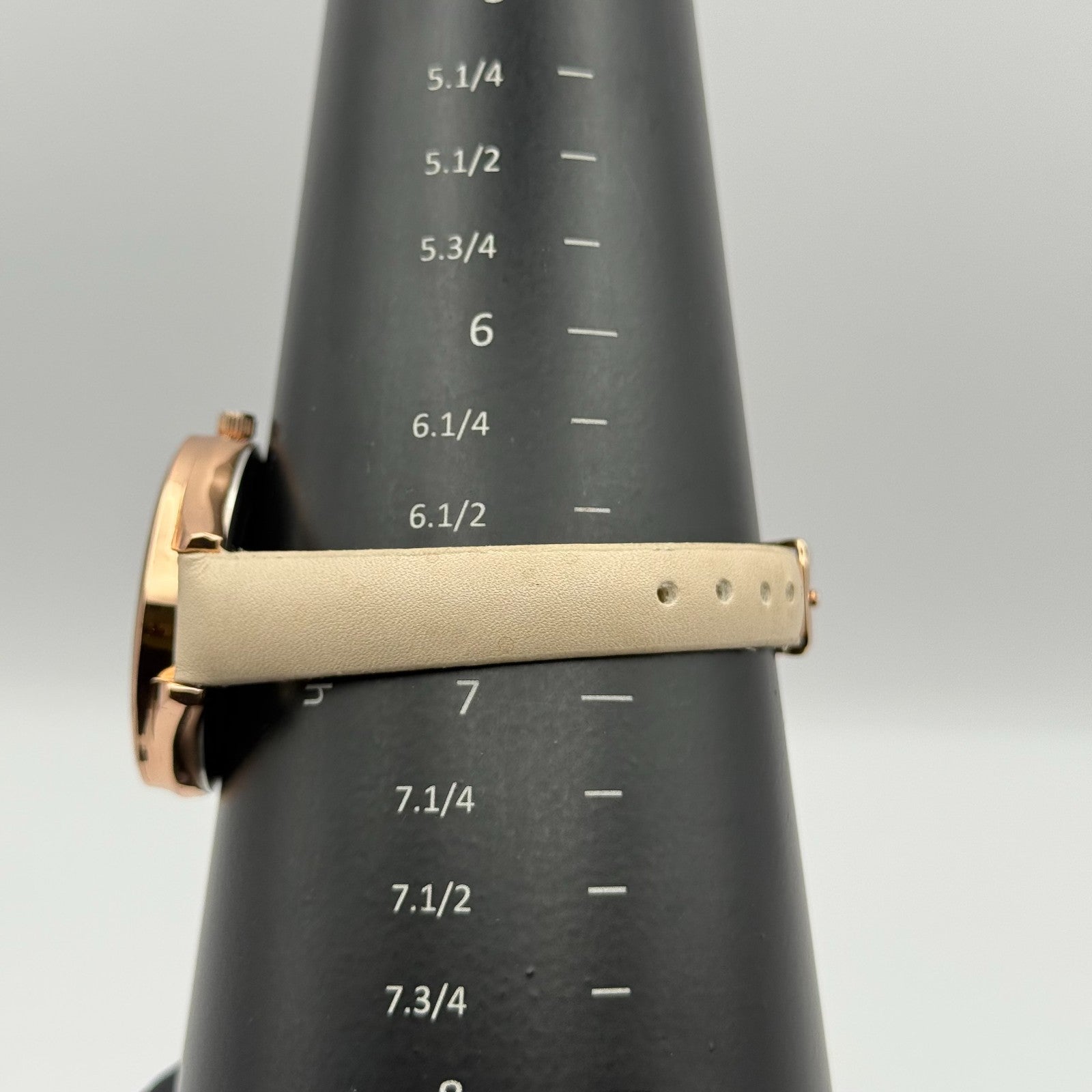 Elizabeth Rose Ladies Quartz Watch Floral Dial Rose Gold Tone Working 36mm