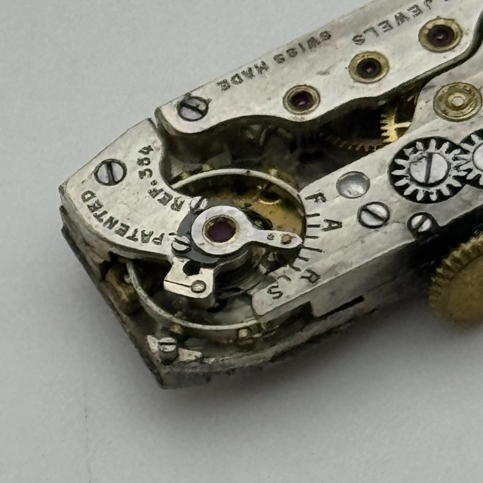 10.3mm Cyma Tavannes Ref 354 Manual Wind 15 Jewels Swiss Watch Movement PARTS