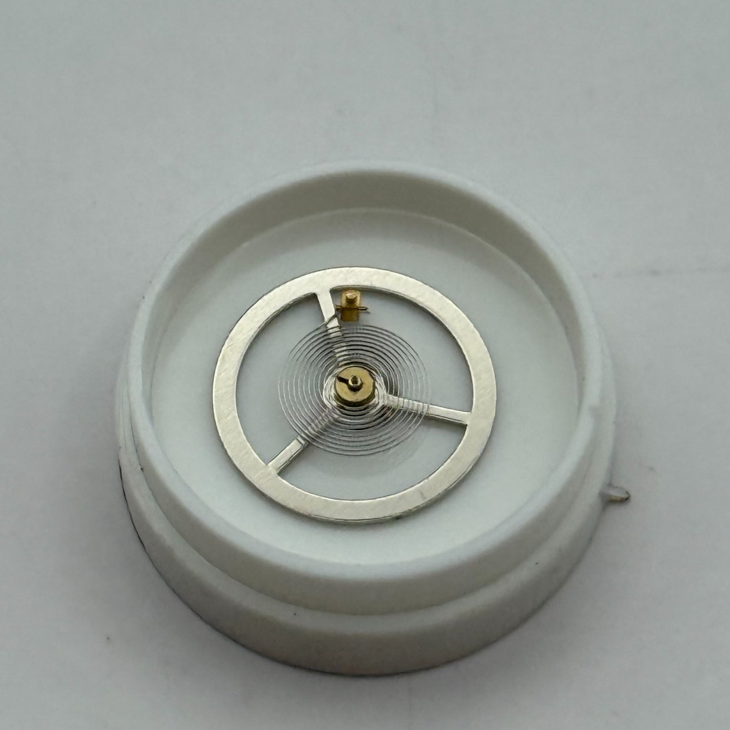 Brac 500 Balance Wheel Complete And Spring Renata 1636 Watch Movement Parts NOS