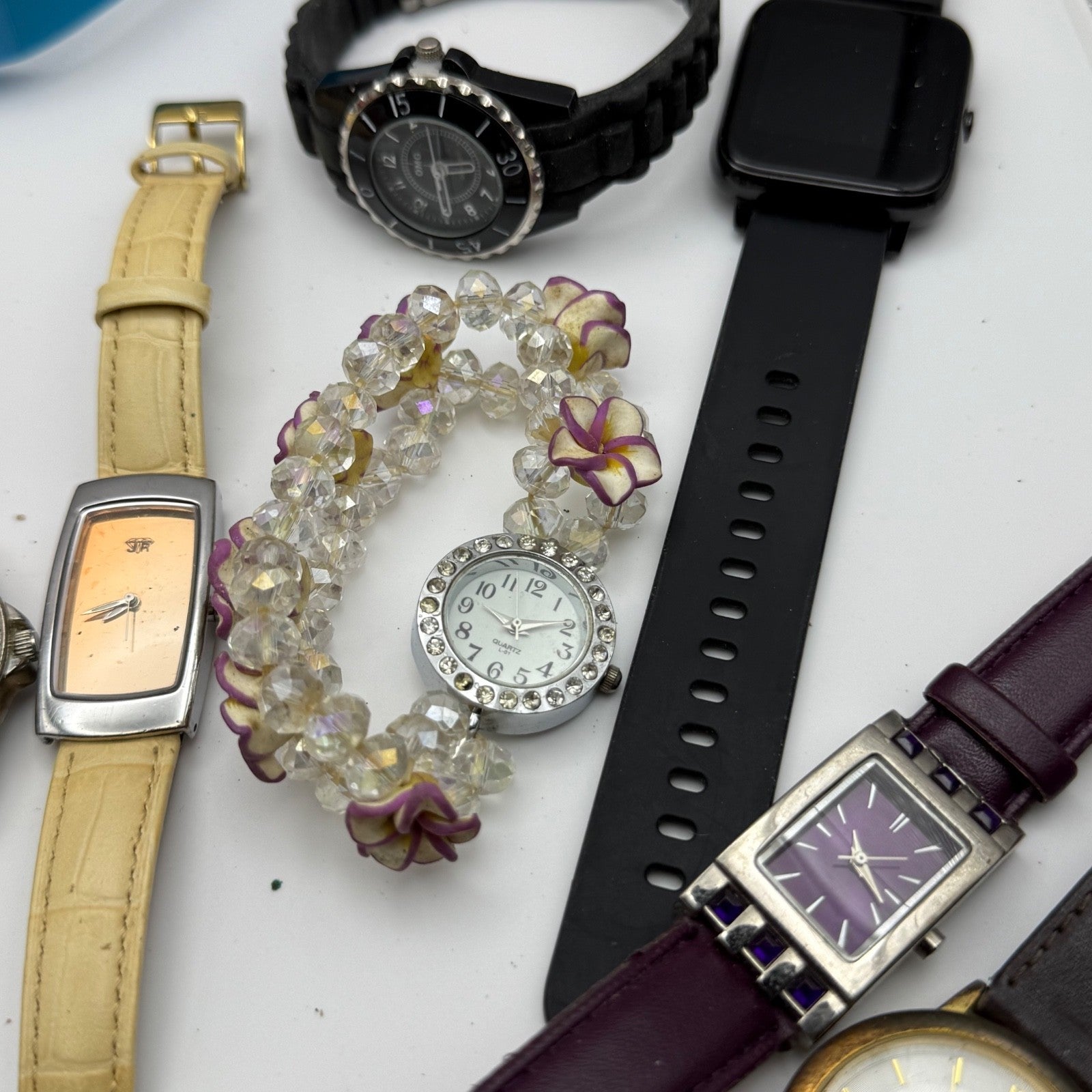 Bundle Of 16 Quartz Watches Modern / Vintage Untested Parts / Repair / Crafts