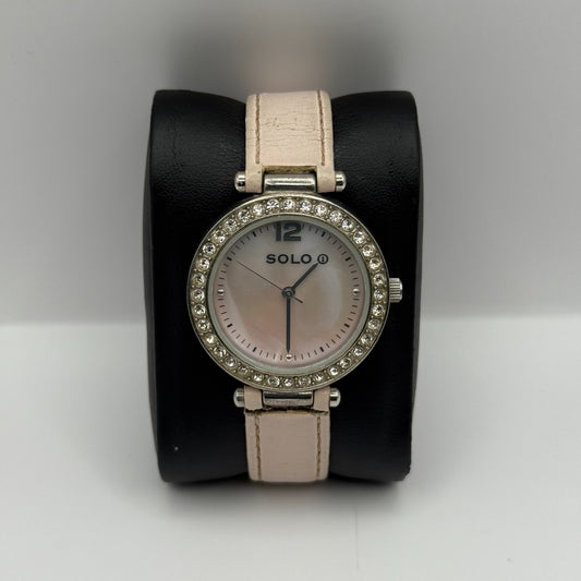 Solo Ladies Quartz Watch MOP Dial Crystal Accents Leather Strap Working 33mm