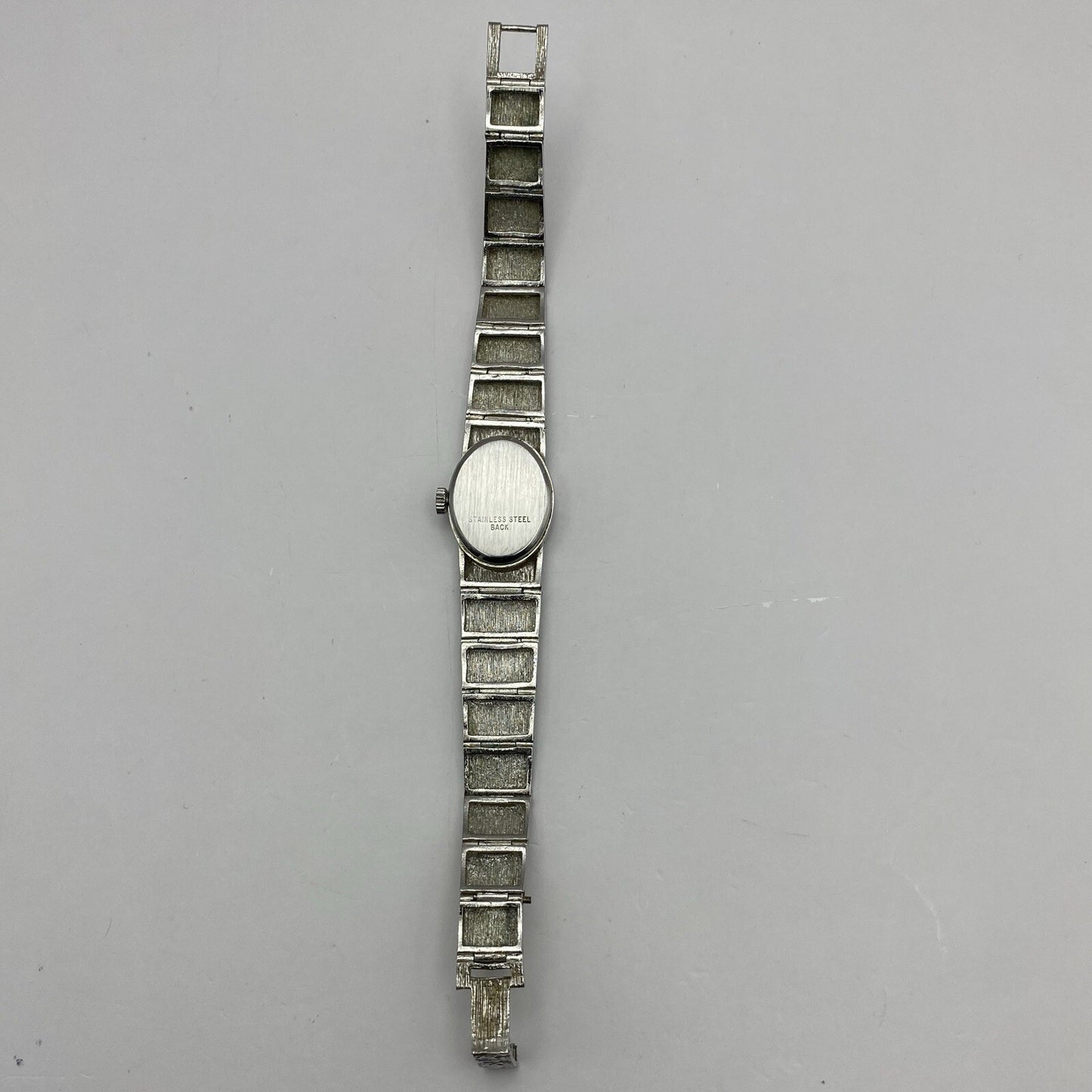 17mm RUNS BUT STOPS Vintage Limit Beautiful Ladies Silver Tone Bark Affect Watch