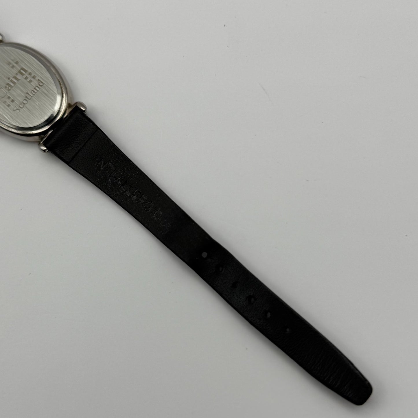 Cairn Scotland Ladies Quartz Watch MOP Dial Brown Leather Strap Working 24mm