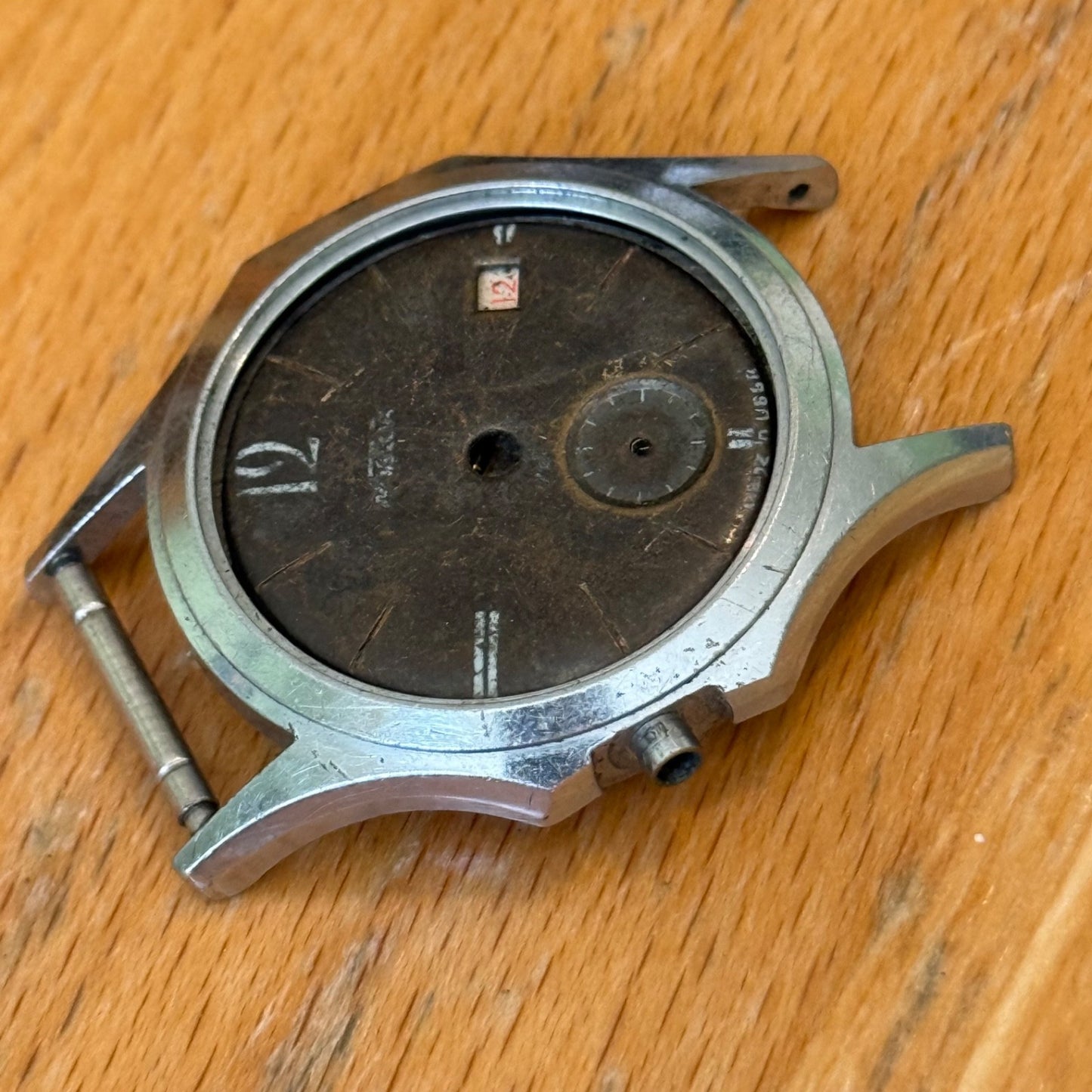 32mm Vintage Soviet USSR Cal 2605 Date Dial Manual Wind Watch PARTS / REPAIR