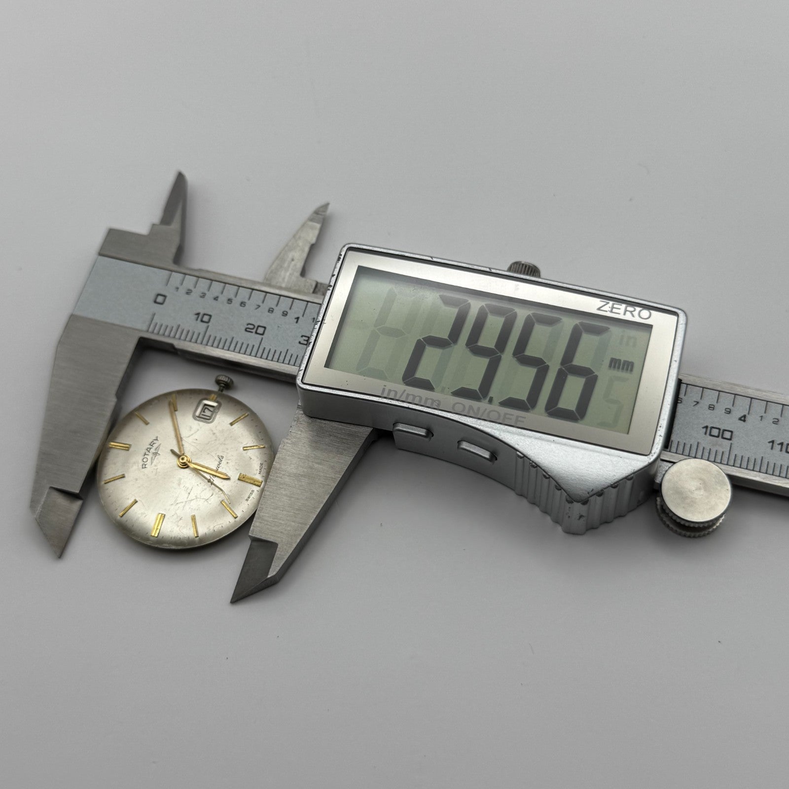 AS 1702/03 Rotary Date Watch Movement Manual Wind Vintage Parts Repair 25.8mm