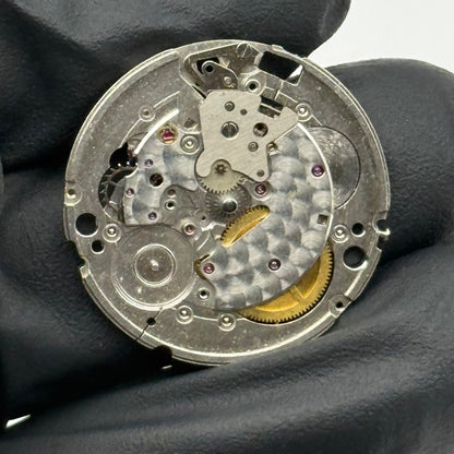 Longines L993.1 Watch Movement Automatic  15 Jewels Swiss Vintage Parts 25.9mm