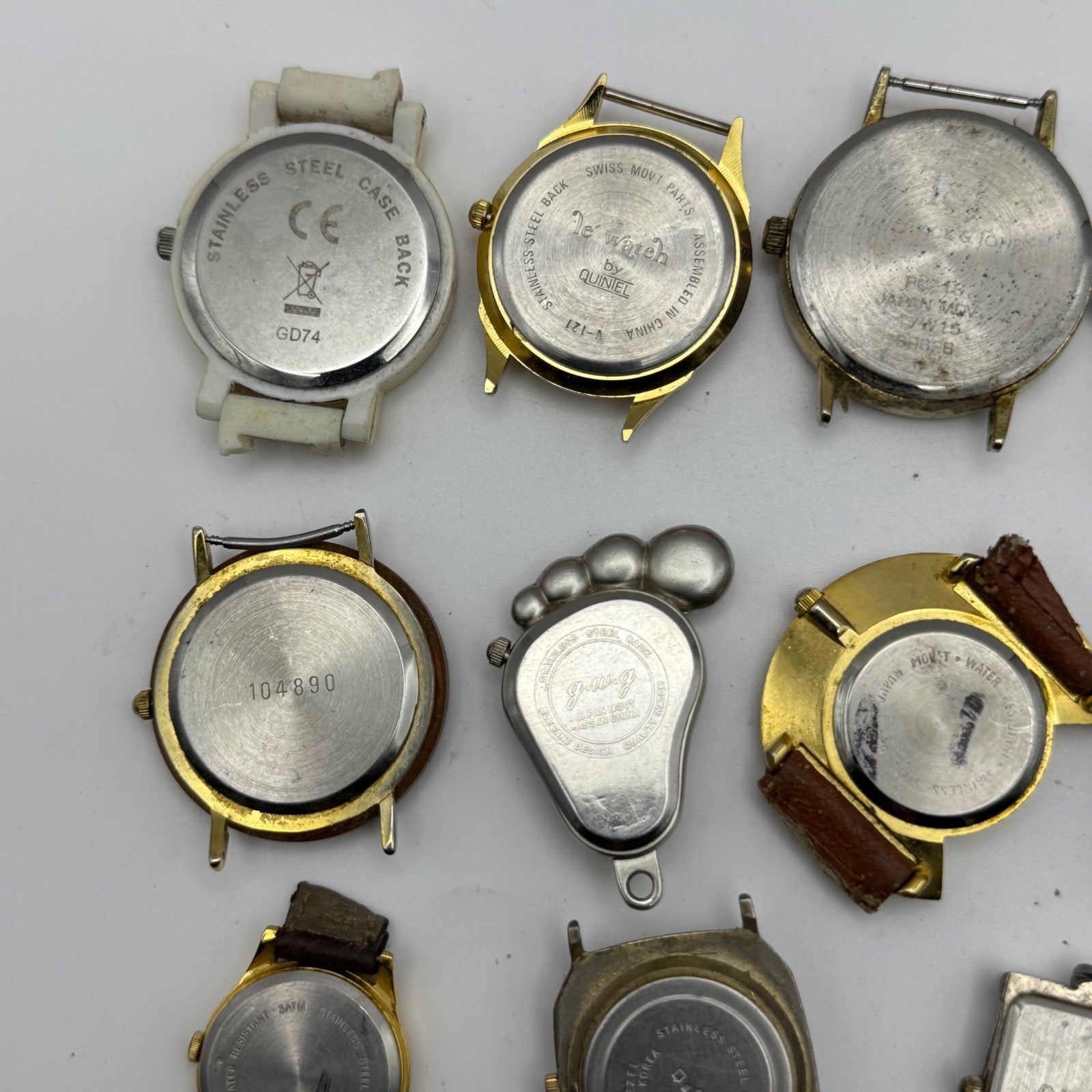 Bundle Of 16 Quartz Watches Modern / Vintage Untested Parts / Repair / Crafts