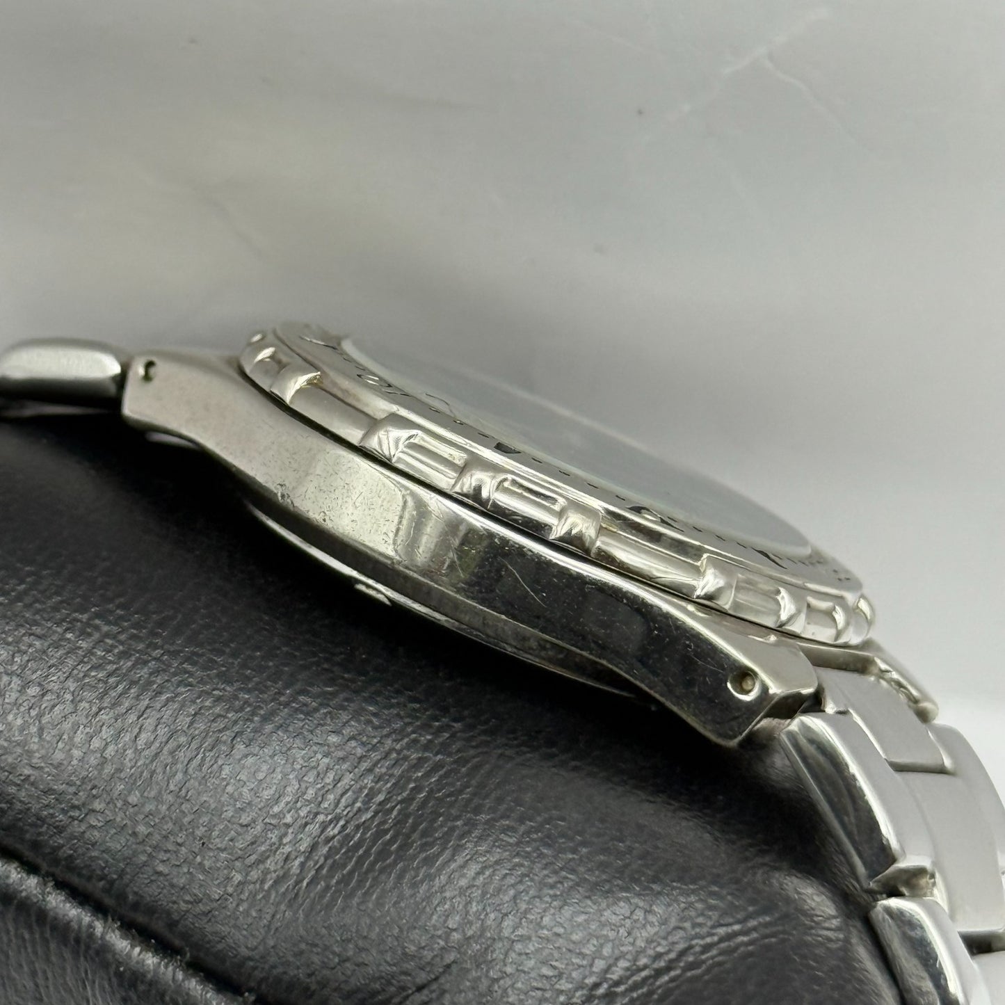 Claude Valentini Sports 900 Men’s Quartz Watch Date Steel Bracelet Working 39mm