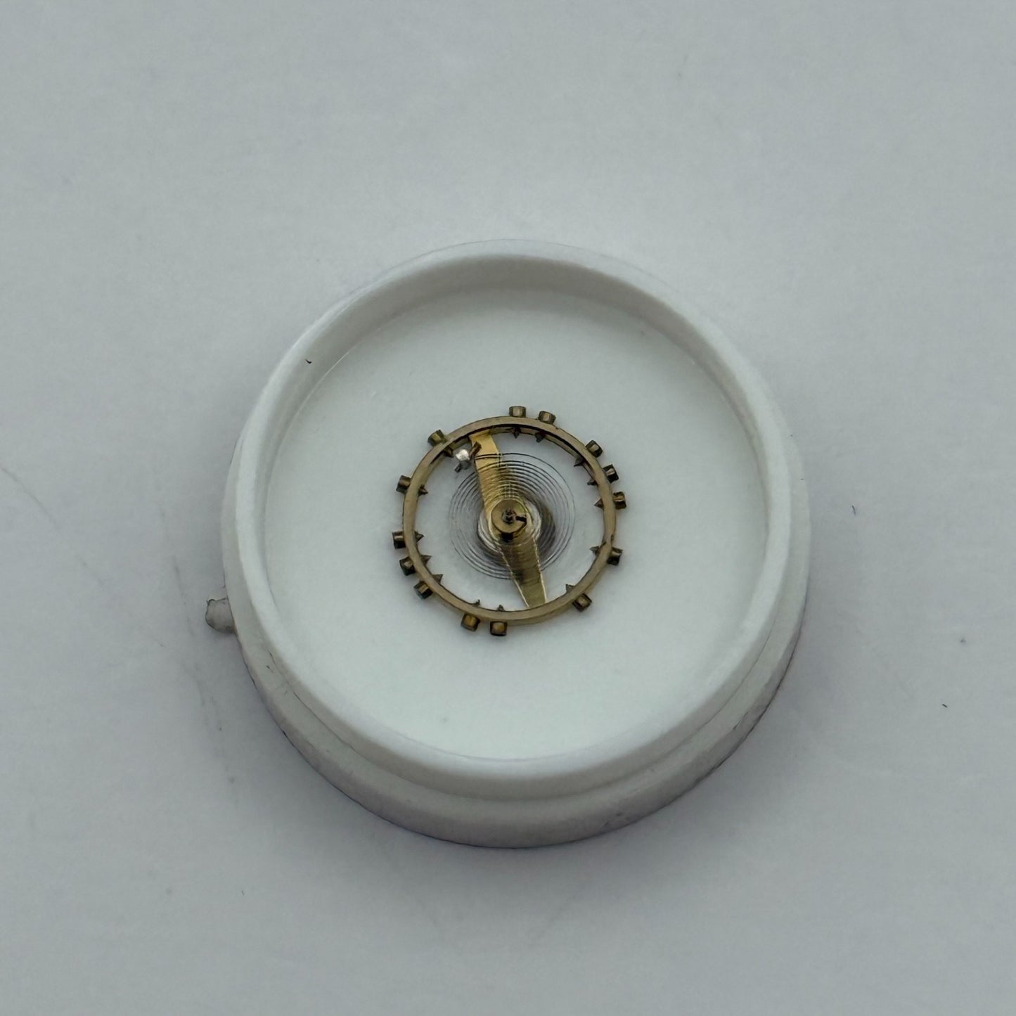 AS 1001 Balance Complete 7¾''' Renata 610 M Watch Movement Parts Vintage NOS