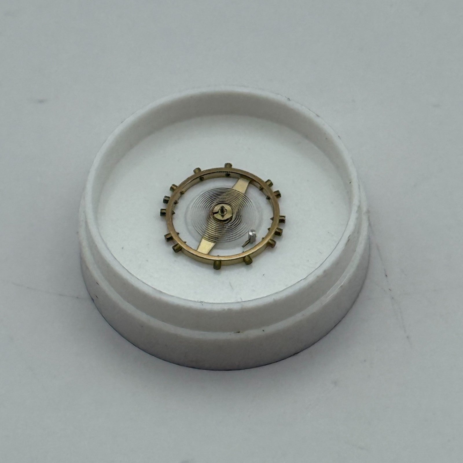 AV 41 Balance Wheel Complete And Spring 5 1/4’’’ Renata Watch Movement Parts NOS