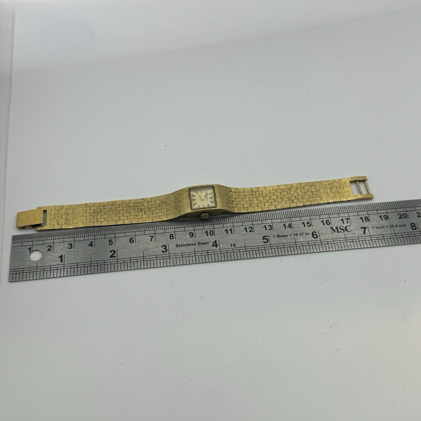 15mm WORKING Ladies Rotary Gold Plated Bark Affect Watch Manual Wind Vintage