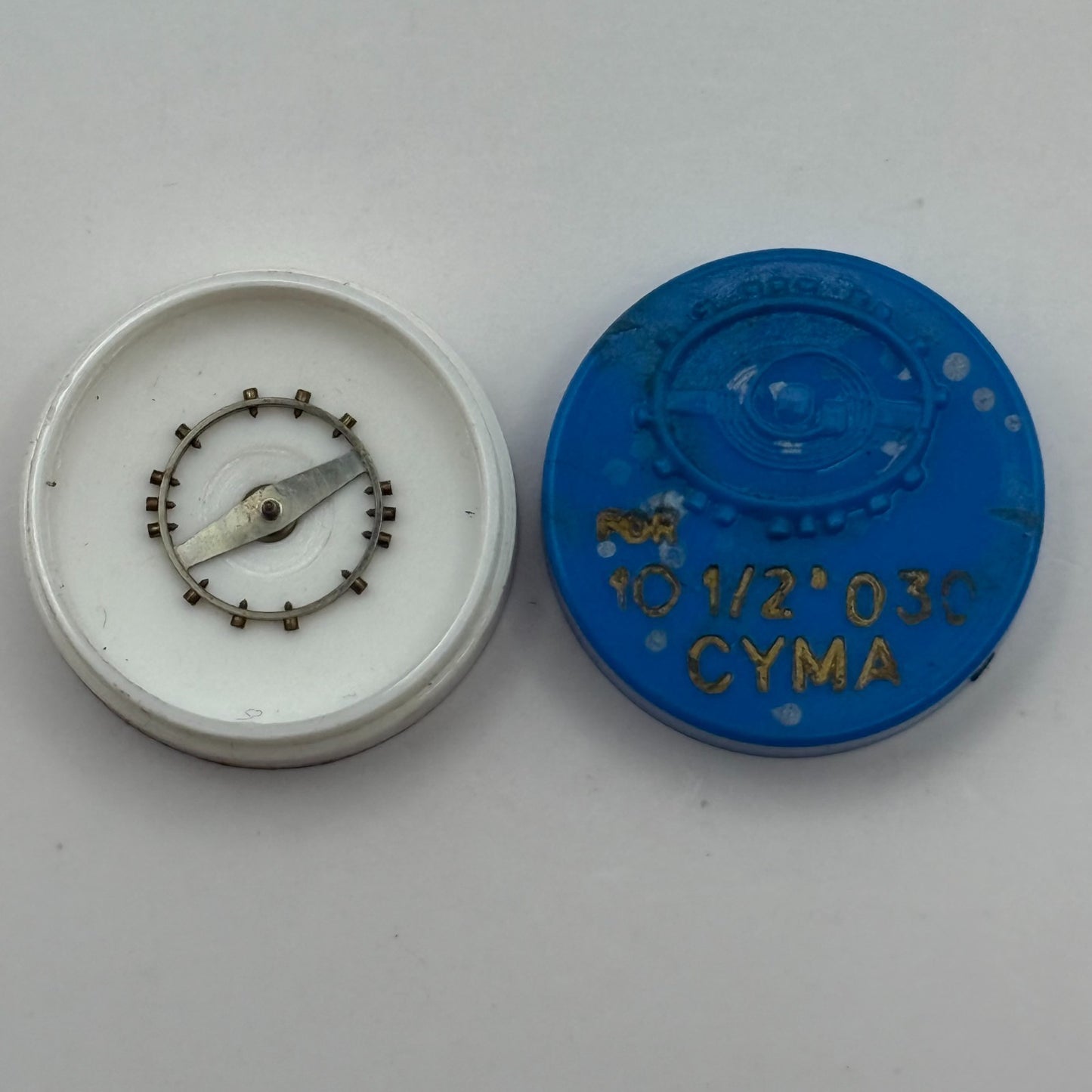 Cyma 030 Balance Complete 10 1/2''' Renata Watch Movement Parts DAMAGED
