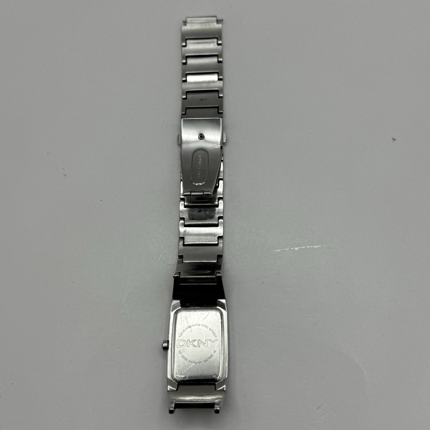 23mm Working Ladies DKNY NY-3030 Stainless Steel Quartz Watch Broken Strap
