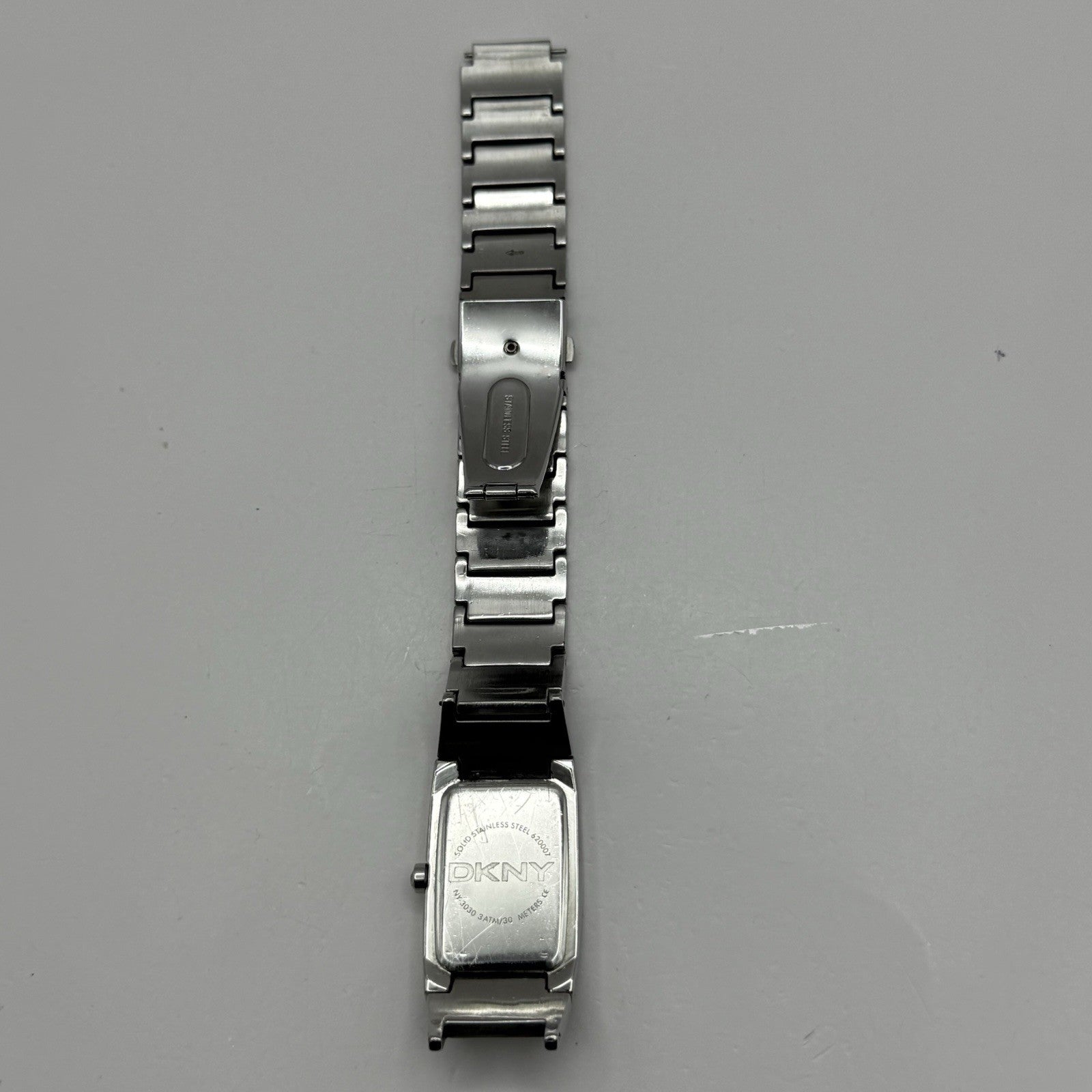 23mm Working Ladies DKNY NY-3030 Stainless Steel Quartz Watch Broken Strap