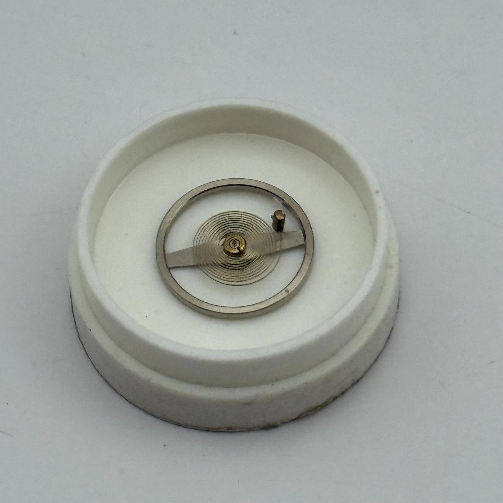 Oris 451 454 Balance Wheel Complete And Spring  333 M Watch Movement Parts NOS