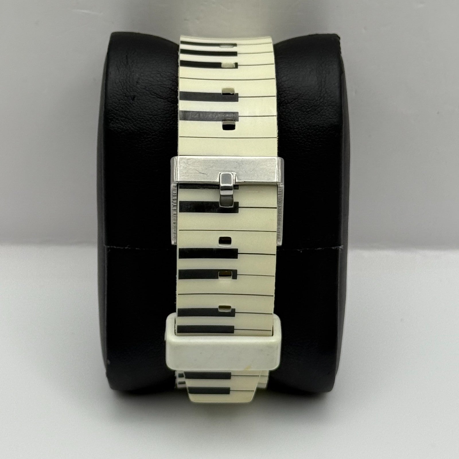 Timex Indiglo Digital Quartz Watch Piano Strap White Black Strap Working 34mm