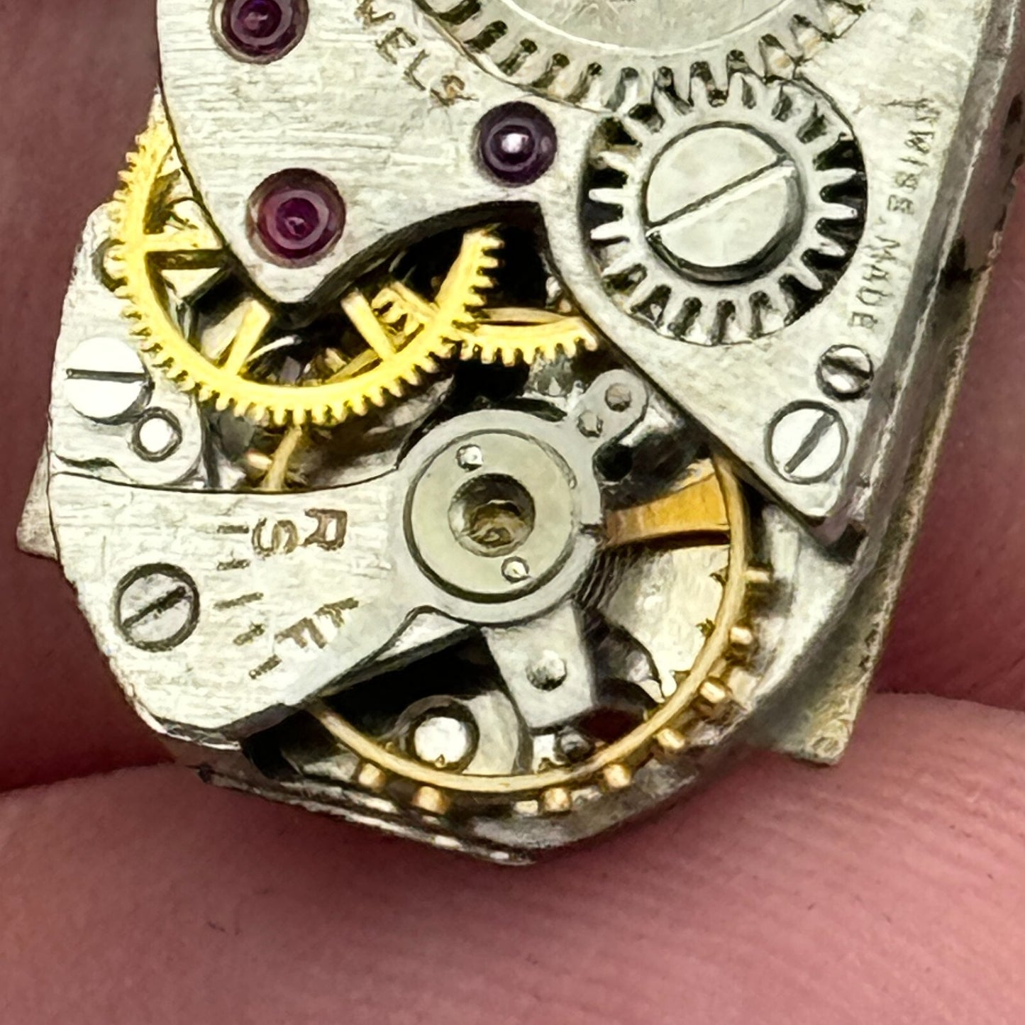 12.7mm Ladies Baume 17 Jewels Swiss Manual Wind Watch Movement Vintage PARTS