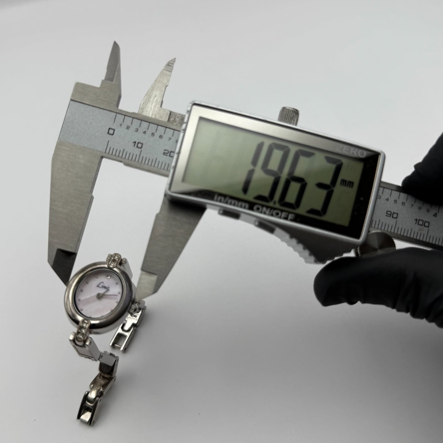 Limit Ladies Quartz Watch Pink MOP Dial Silver Tone Bracelet Working 19mm