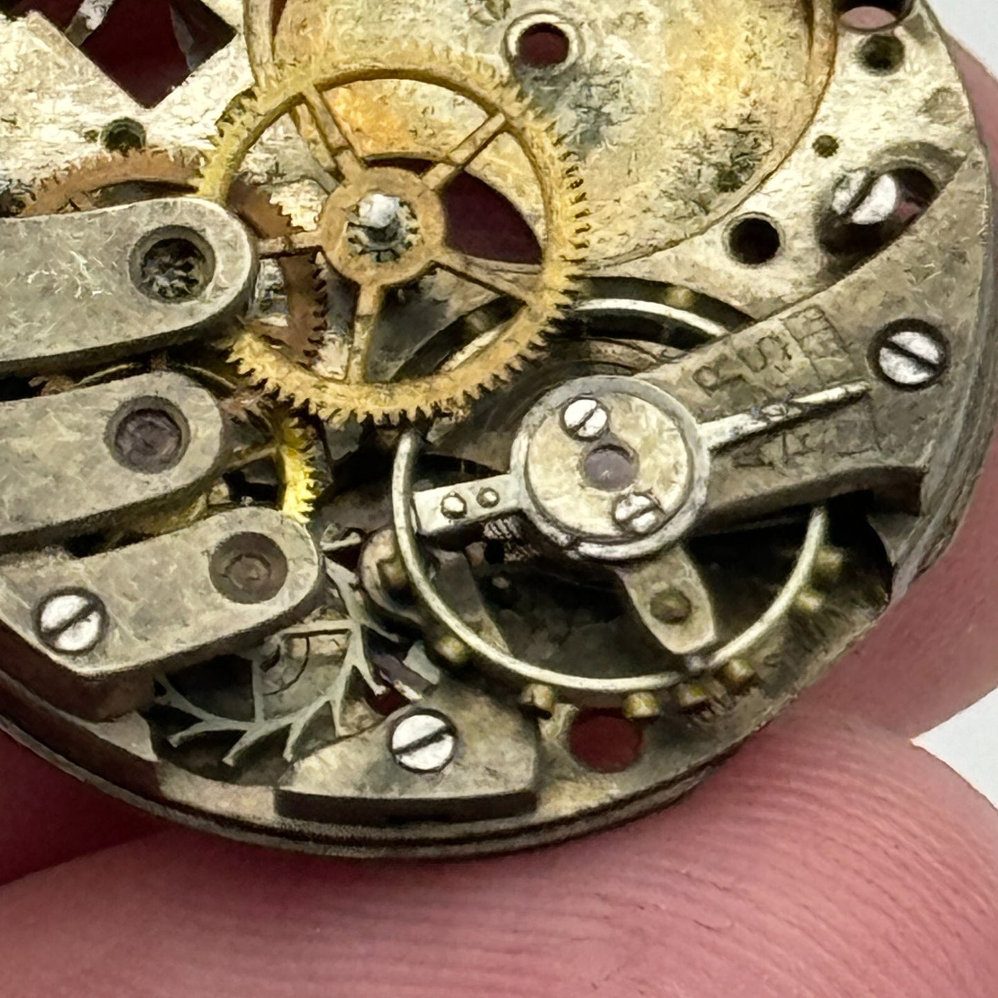 23.6mm Buren 10 1/2N Manual Wind Partial Watch Movement Swiss Vintage PARTS