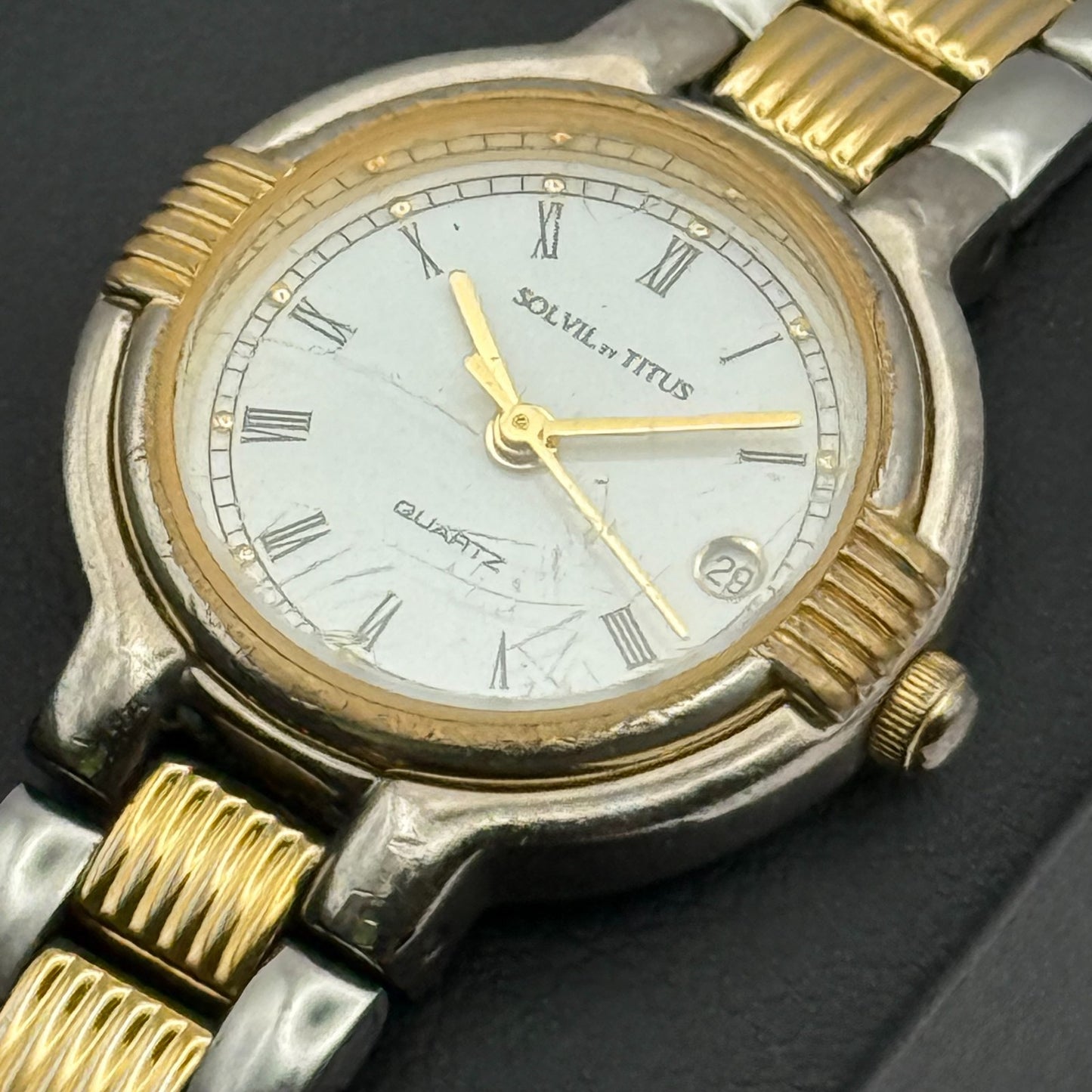 Solvil Et Titus Ladies Quartz Watch Date Dial Two Tone Bracelet Working 25mm