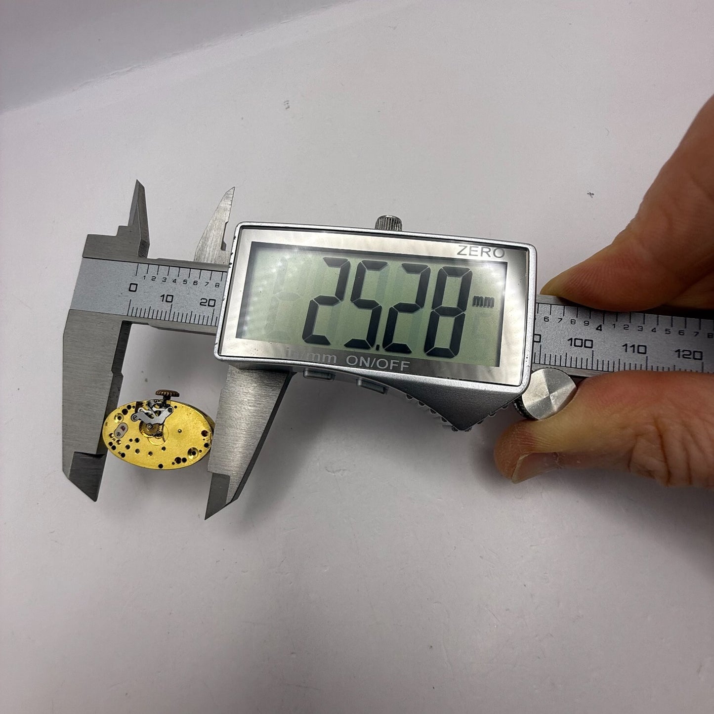 13.5mm Vintage High Grade Oval Brass Colour Manual Wind Watch Movement PARTS