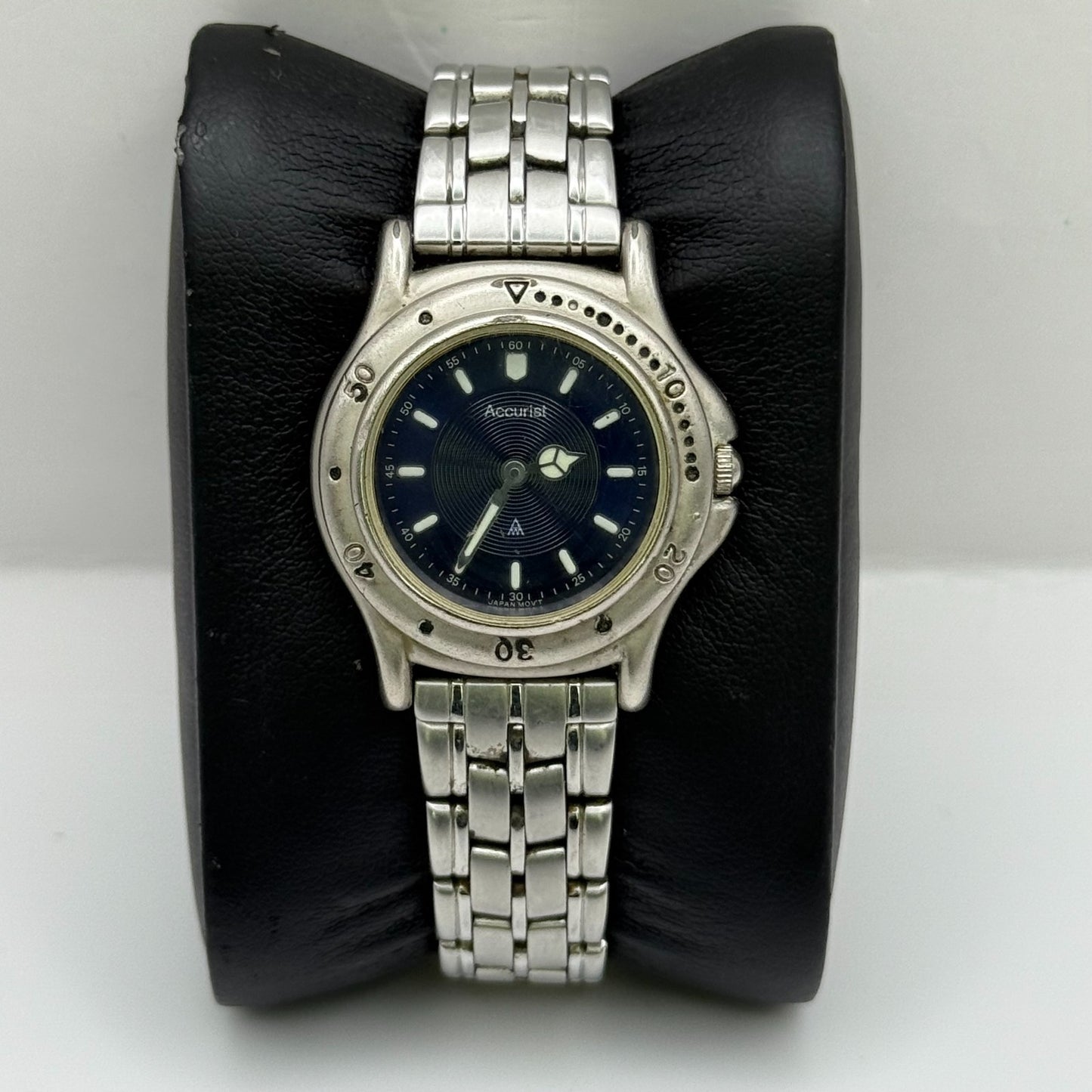 Accurist Ladies Quartz Watch Black Dial Silver Tone Bracelet Japan Working 27mm