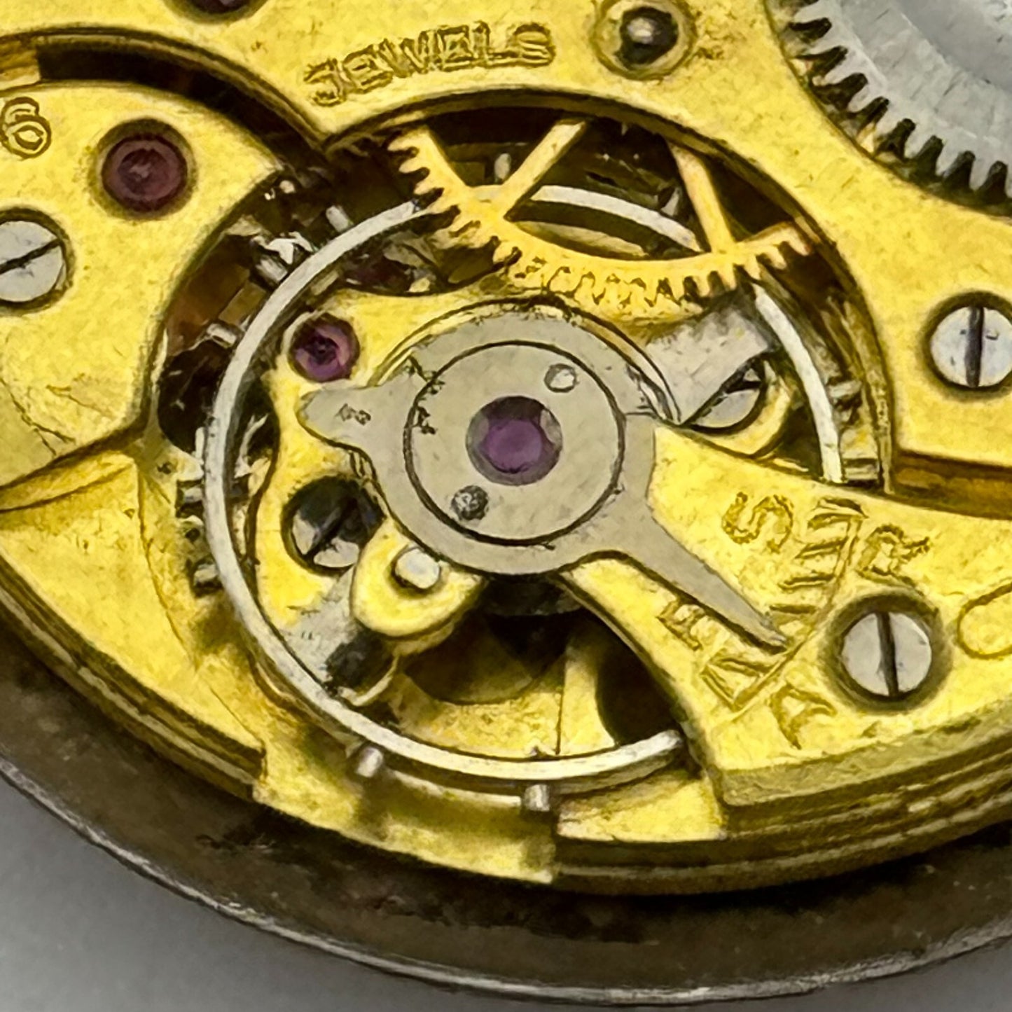 23.1mm Rotary Maximus Vertex Revue 76 Manual Wind Watch Movement Vintage PARTS