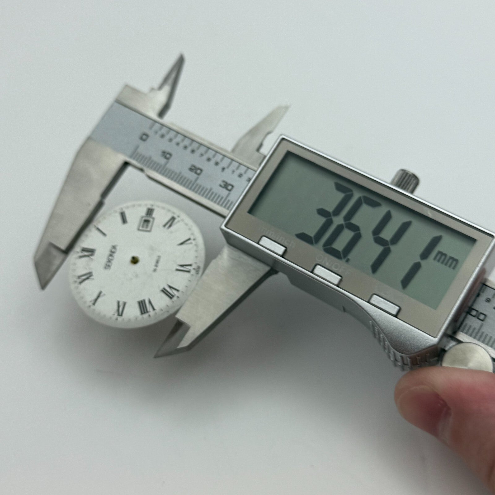 25.9mm Vintage Sekonda 2614.H Soviet USSR Manual Wind Watch Movement PART REPAIR