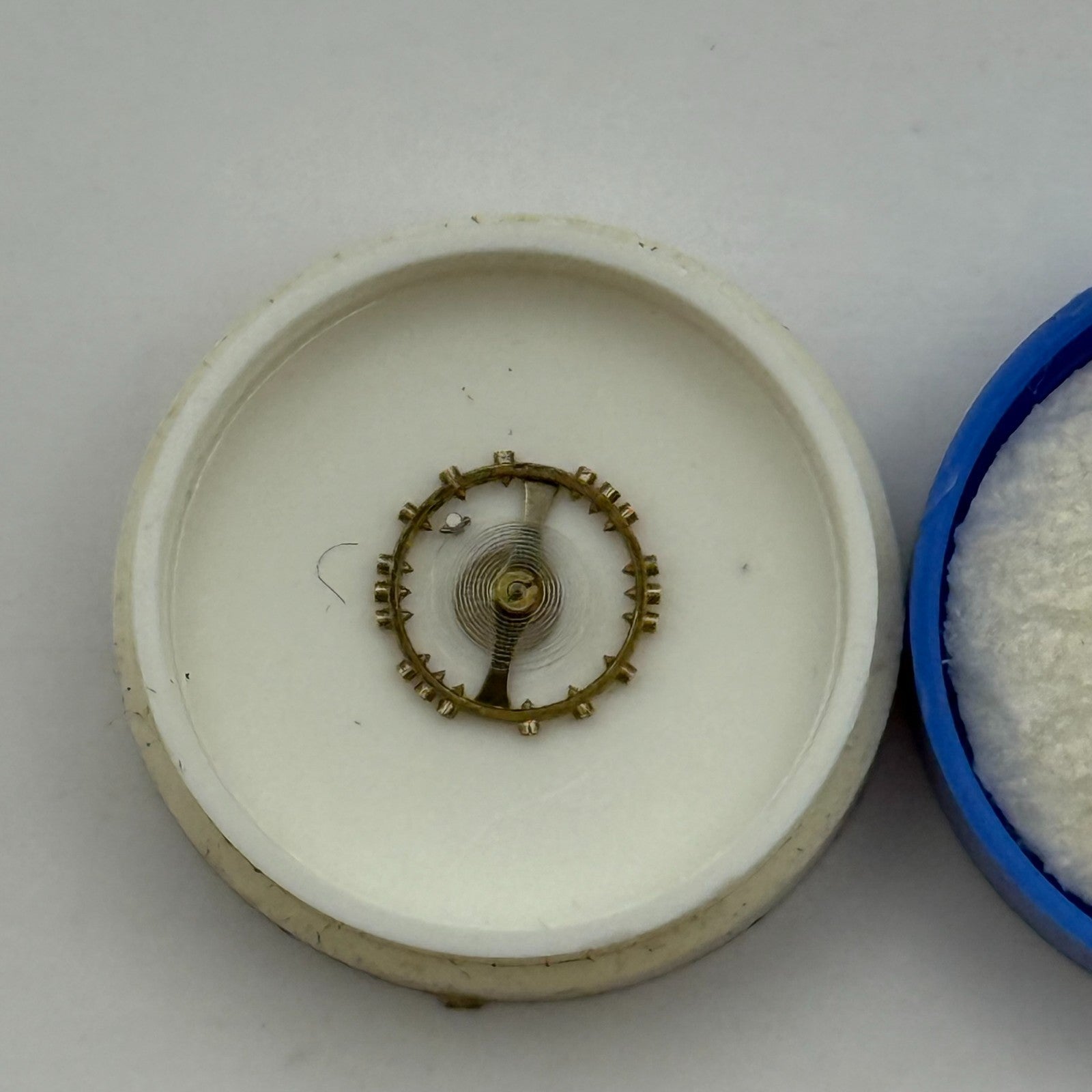 Bulova 5AD Balance Wheel Complete And Spring Renata 624 Watch Movement Parts NOS