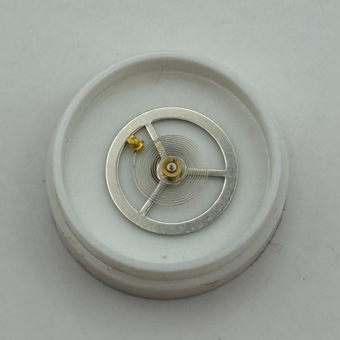 Desa 320 Balance Wheel Complete And Spring 1607 Watch Movement Parts NOS