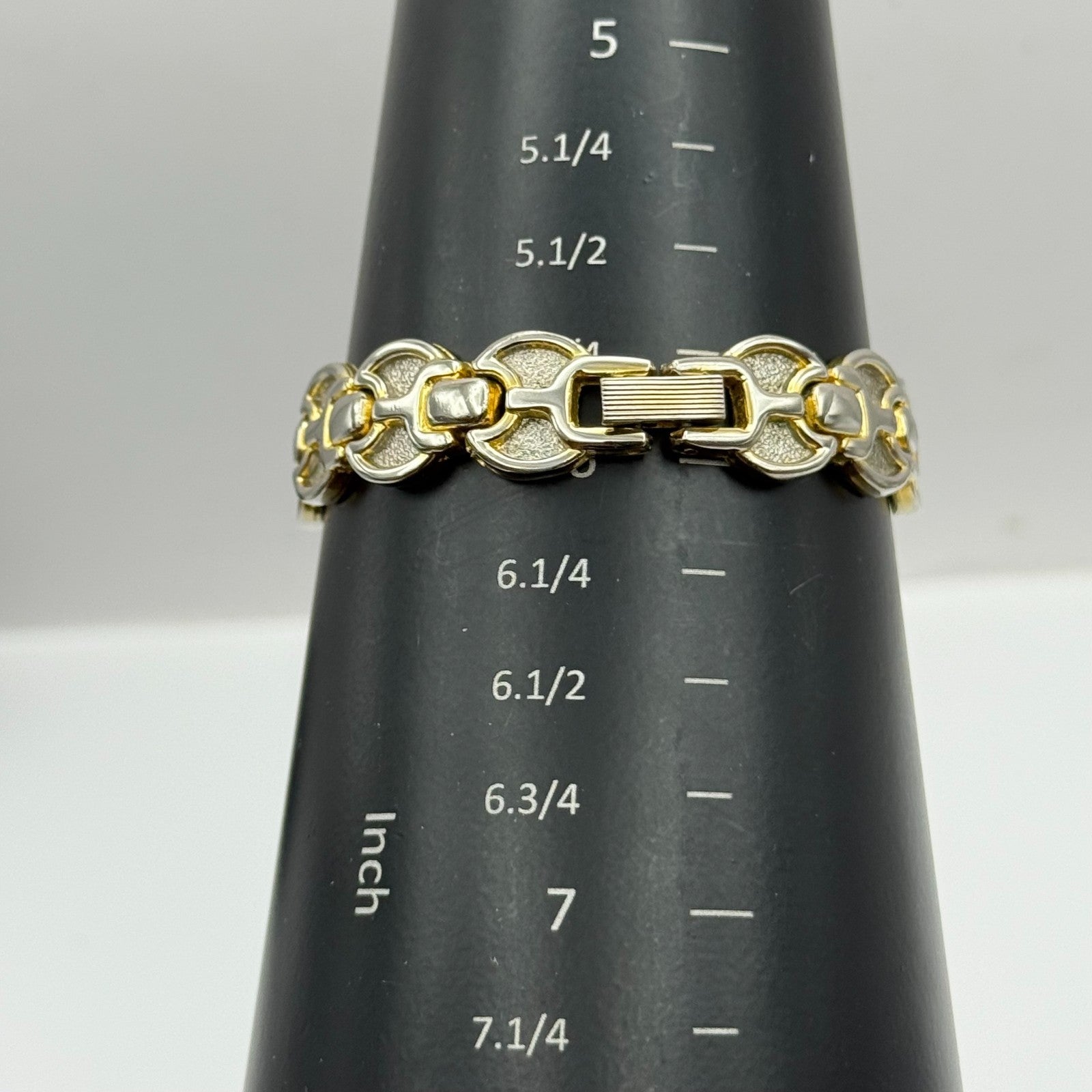 22mm Working Ladies Pelex Swiss 18k Gold Electroplated Quartz Watch 5.75 Inches