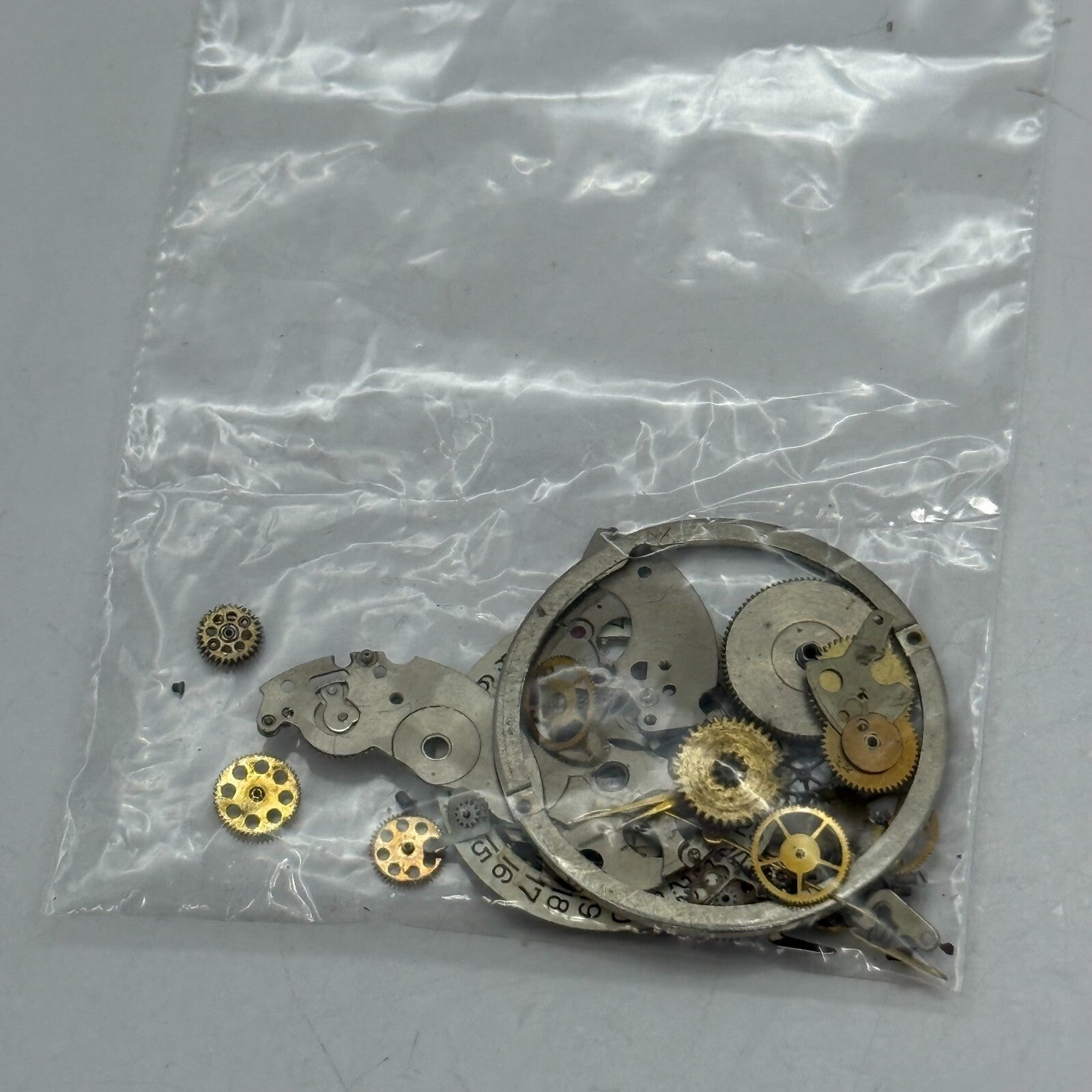 Bernex Barracuda ETA 2472 Automatic Partial Manual Wind Vintage PARTS 25.9mm 