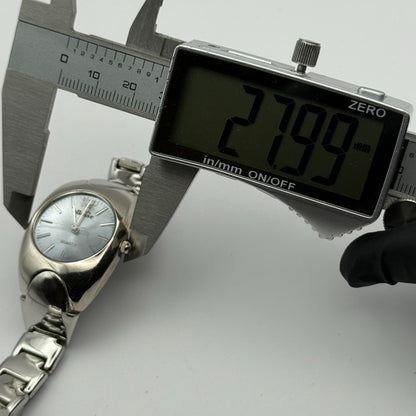 Ellesse Ladies Quartz Watch Silver Tone Bracelet Steel Japan Working 28mm