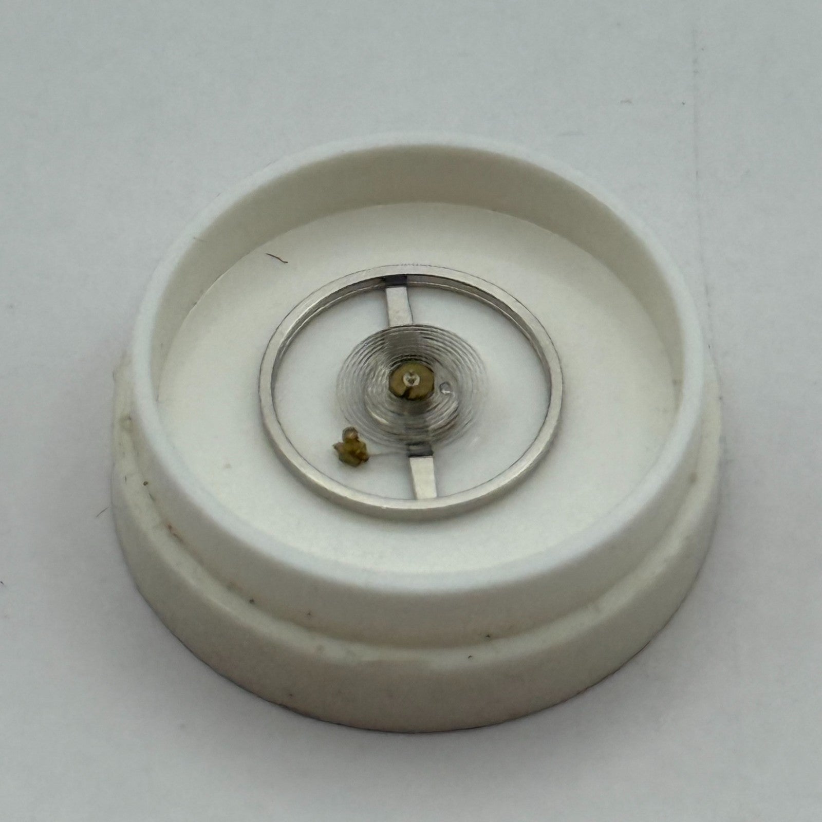 BFG 58 158 Balance Complete a pl. + a dgt. Renata 1540 Watch Movement Parts