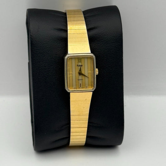 Pulsar Ladies Quartz Watch Gold Tone Bracelet Japan Working 15mm 6.25 Inches