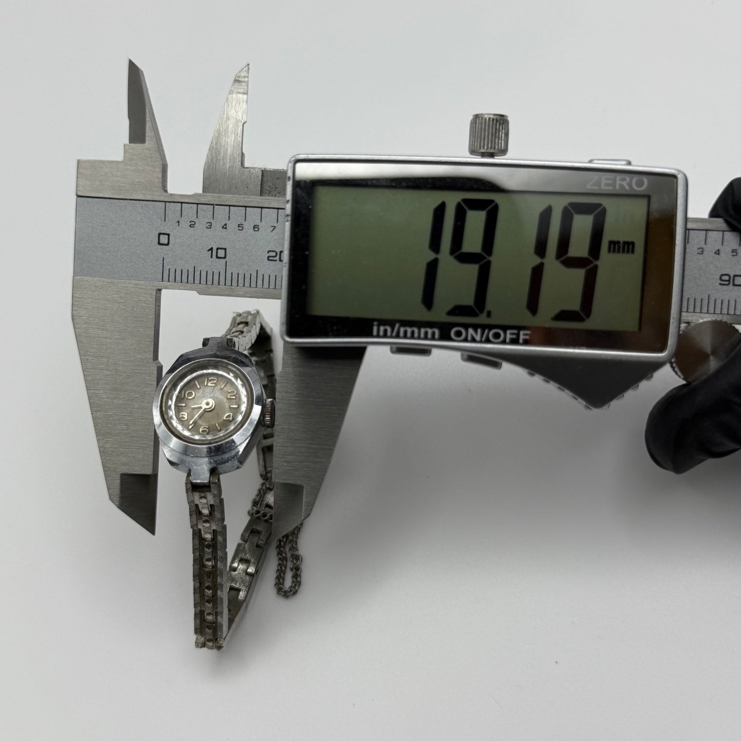 17mm Vintage Ross 17 Jewels Stainless Swissl Manual Wind Watch PARTS / REPAIR