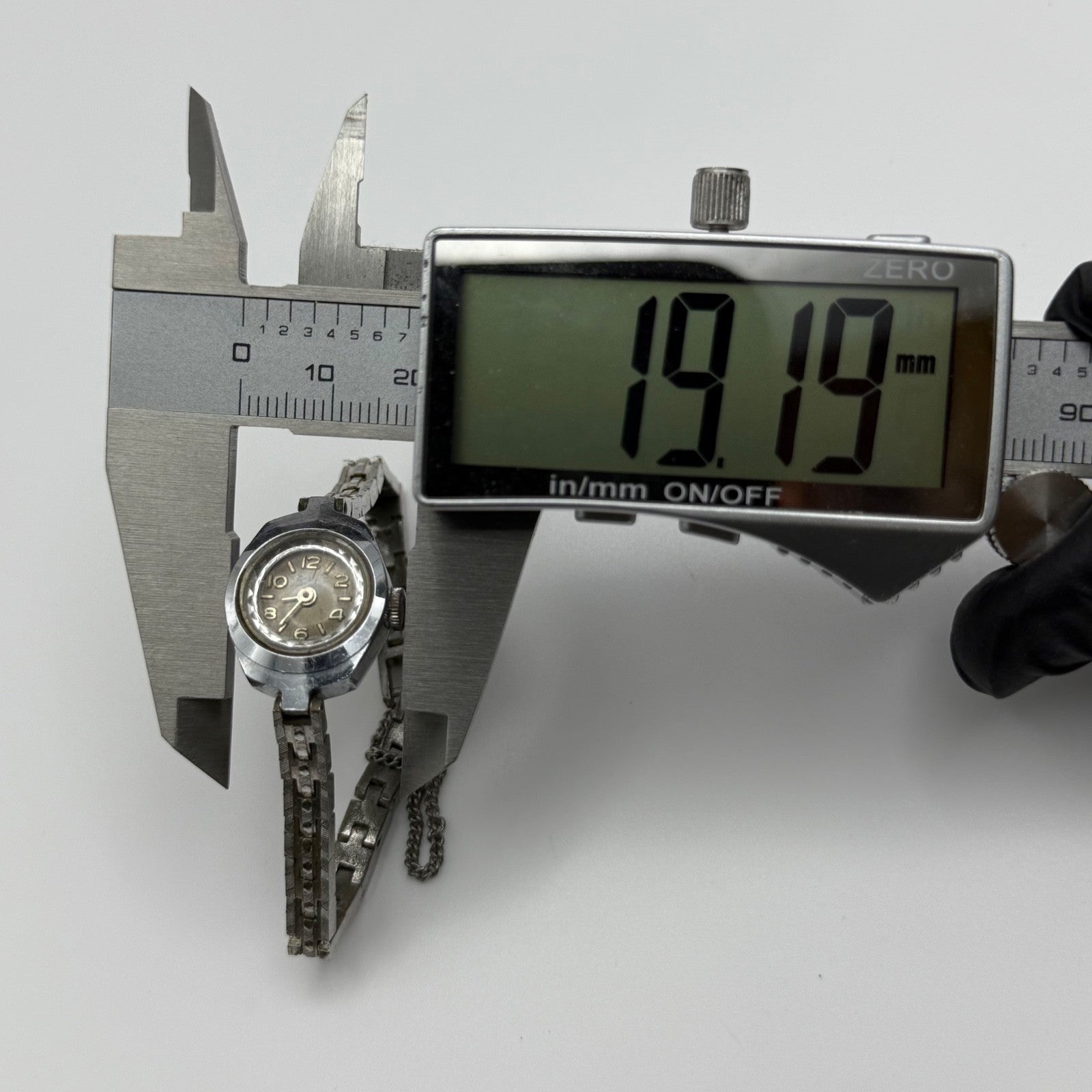 17mm Vintage Ross 17 Jewels Stainless Swissl Manual Wind Watch PARTS / REPAIR