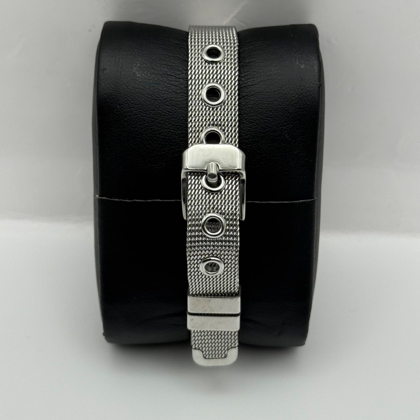 Working  Ladies Accessories Silver Tone Adjustable Mesh Strap 34mm Quartz Watch