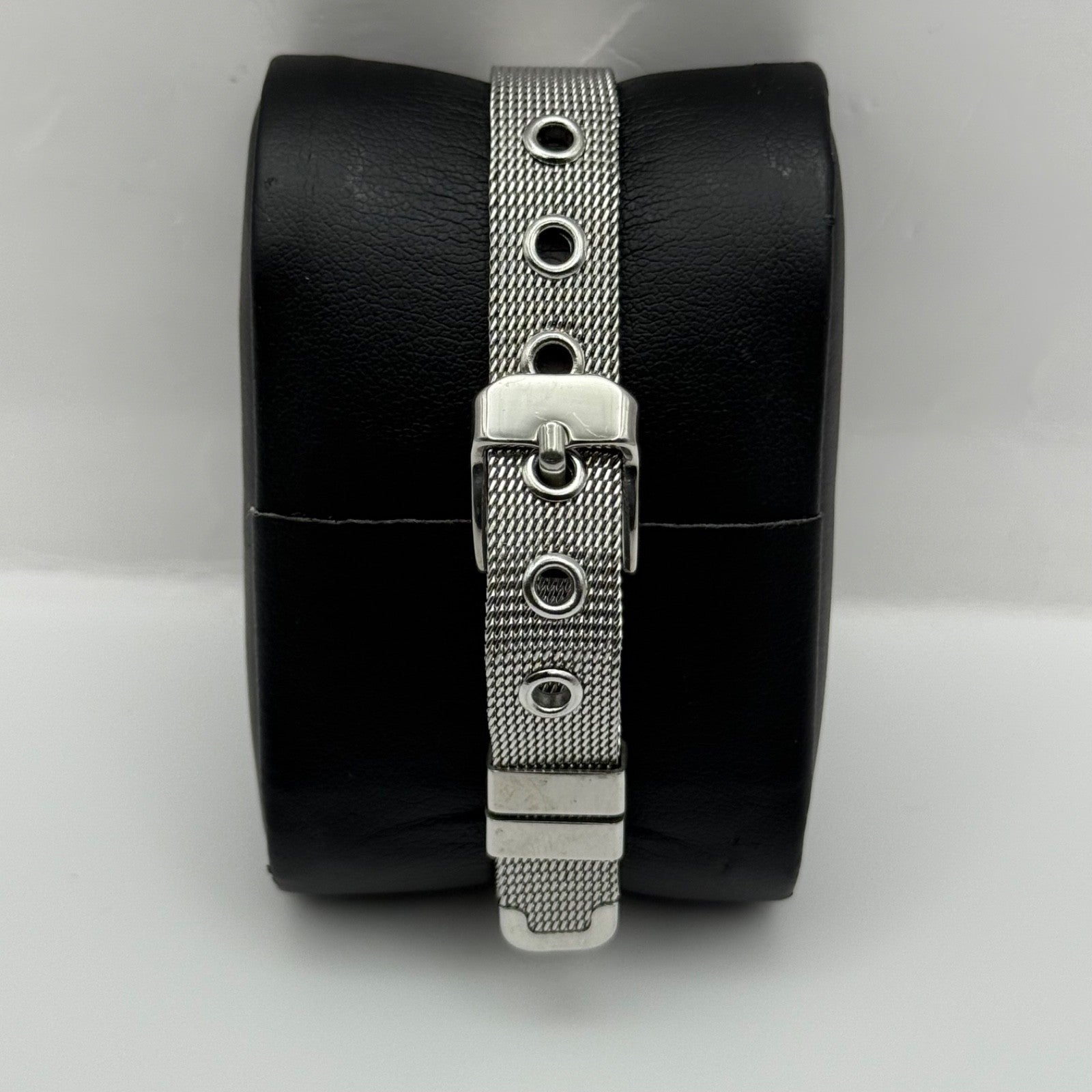 Working  Ladies Accessories Silver Tone Adjustable Mesh Strap 34mm Quartz Watch