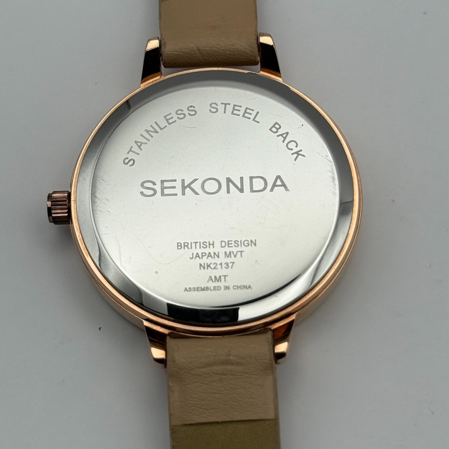 Sekonda Ladies Quartz Watch Silver Dial Rose Gold Tone Case Japan Working 34mm