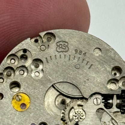 23.6mm Rotary AS 984 Manual Wind 15 Jewels Watch Movement Swiss Vintage PARTS