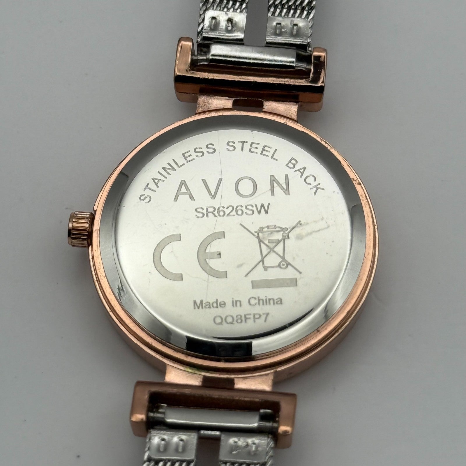 Avon Ladies Quartz Watch Crystal Accents Dial Mesh Strap Working 28mm 6 Inches