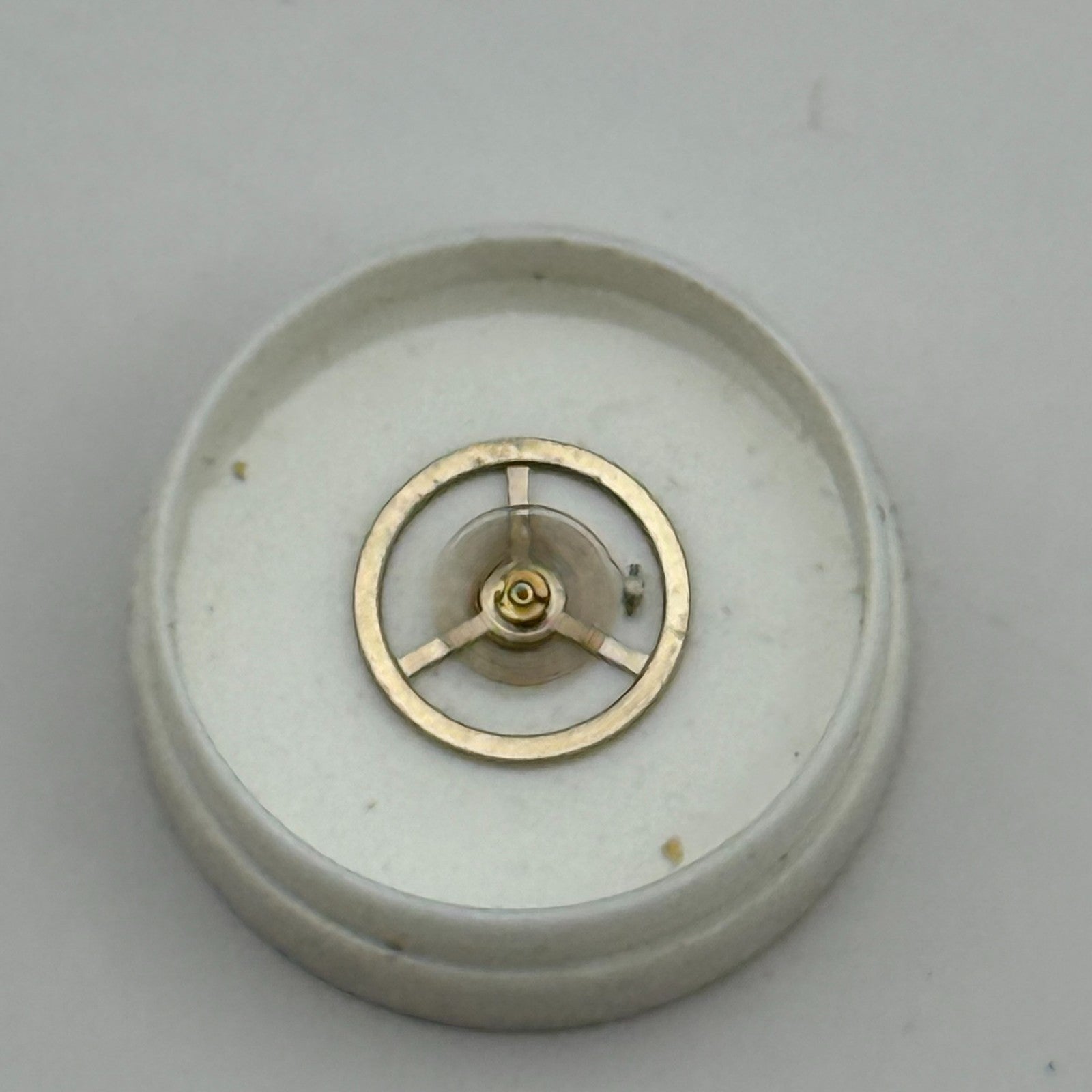 EB 1297 1469 Balance Wheel Complete And Spring 117 Watch Movement Parts NOS 