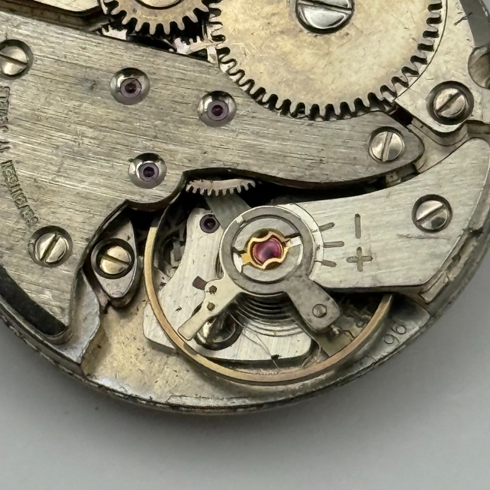 FHF ST 96 Watch Movement Avia Manual Wind Vintage Swiss Parts Repair 25.9mm
